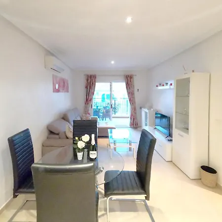 Beautiful 2-bed On The Orihuela Costa Alicante